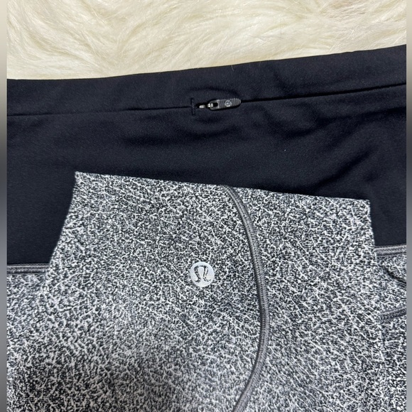 Lululemon run the day 7/8 tight fractal starlight black cropped - Picture 4 of 5
